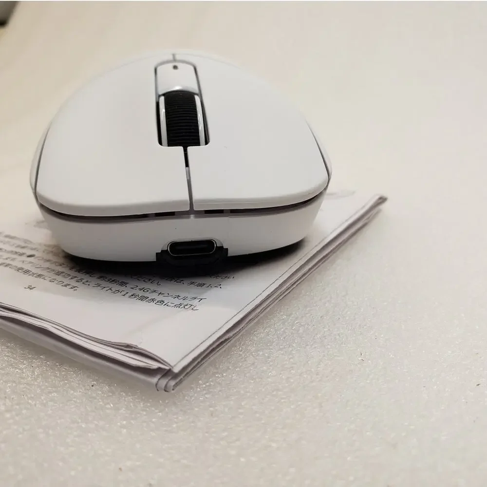 ATTACK SHARK Tri-Mode Wireless Gaming Mouse (PAW-3395 Sensor / White)